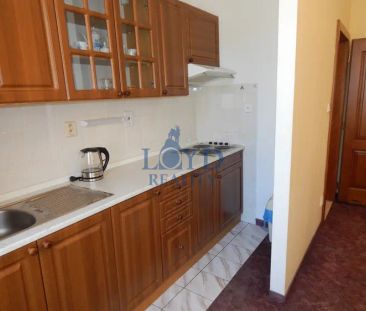 Zařízený byt na dobré adrese - Photo 5