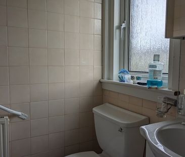Room in a Shared House, Clermiston Crescent, EH4 - Photo 1