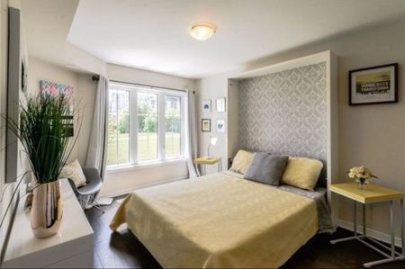 For Lease - 2441 Greenwich Drive Unit# 72, Oakville, Ontario - Photo 4