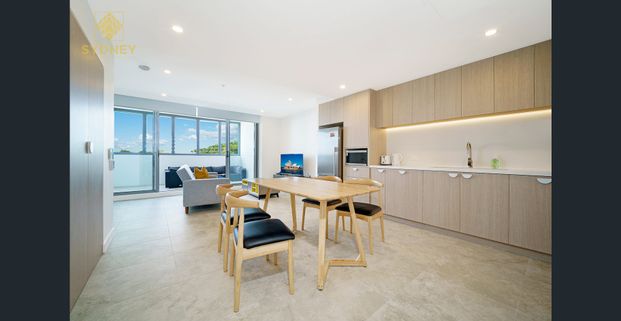 Modern 2-Bedroom Apartment in Vibrant Marrickville Location - Photo 1