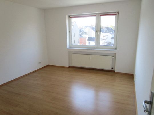 2-Zimmer-Dachgeschosswohnung in Alt-Erkrath - Photo 1