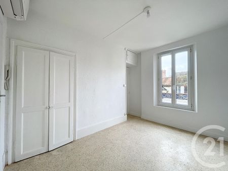 Location Appartement 1 pièce 28m² TROYES 10000 - Photo 3