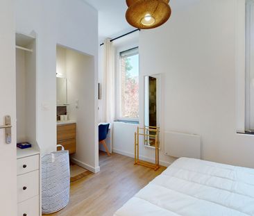 VIRGINIE GHESQUIERE Colocation 5 chambres à Lille - Photo 4