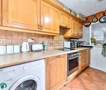 Bench Manor Crescent, Chalfont St. Peter, Gerrards Cross, SL9 - Photo 4