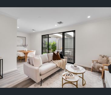 Hi, I’m relaxed living with room to move - Photo 1