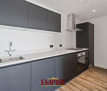 1 bedroom in a flat share to rent - Photo 2