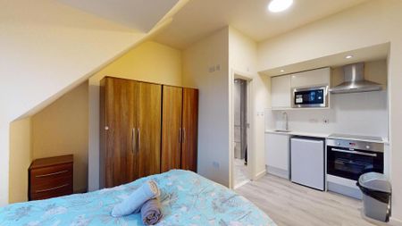 Studio to rent - Photo 5