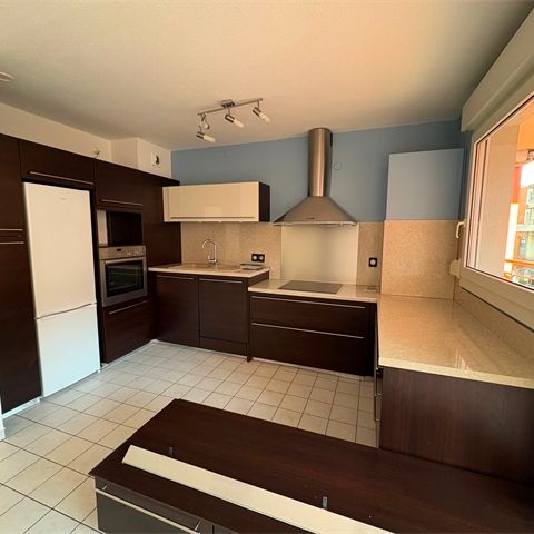 Location Appartement 3 pièces 72m² - Photo 1