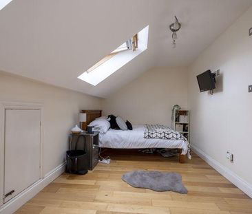 5 bedroom maisonette to rent - Photo 3
