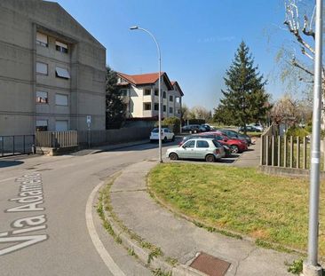 Stanza singola a Vedano al Lambro con posto auto - Photo 1