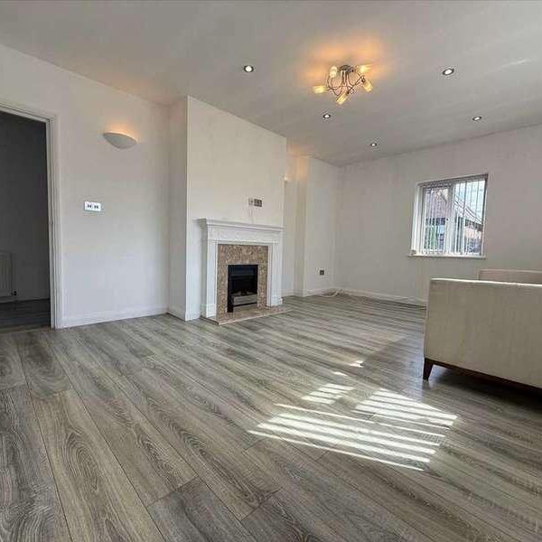 East Lodge, Holly Park Gardens, Finchley, Finchley, N3 - Photo 1