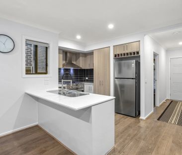 Modern Elegance in the Heart of Strathtulloh - Photo 5