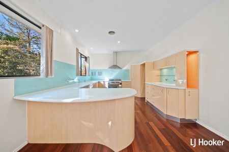 6 Galvin Place, Holt ACT 2615 - House For Rent | Domain - Photo 2