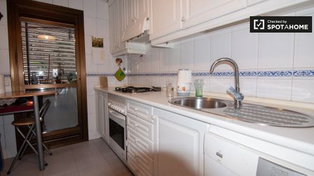 madrid, Community of Madrid 28043 - Photo 2