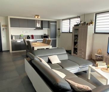 Appartement te huur - foto 2