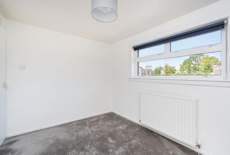 2 bedroom semi-detached house to rent - Photo 4