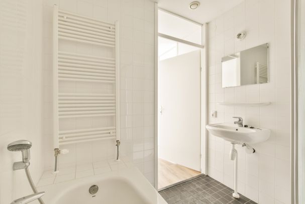 Te huur: Appartement Nederlandlaan 64 in Zoetermeer - Photo 1