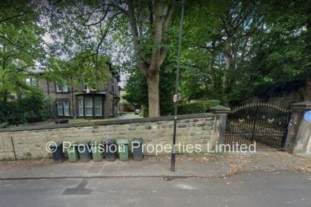 12 Bedroom Houses in Hyde Park - Photo 3