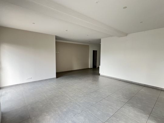 Location Appartement 6 pièces 139m² CHECY 45430 - Photo 1