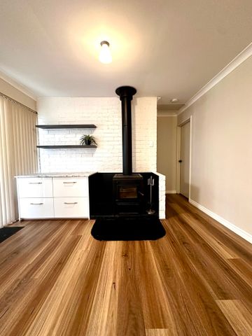 Cooloongup - Photo 2