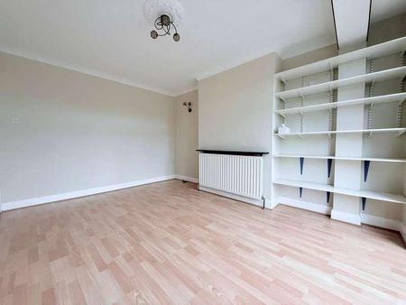 Surbiton, Surrey, KT6 - Photo 3