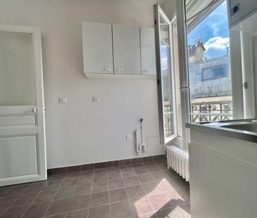 A LOUER 3 PIECES 64.40m² Paris XIXème BUTTES CHAUMONT - Photo 5