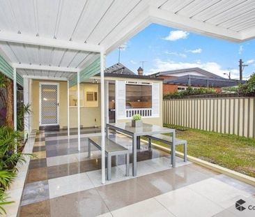 Family home in Prime Location - Photo 2