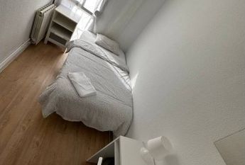 barcelona, Catalonia 08917