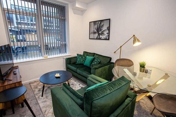 1 bedroom serviced apartment to rent - Photo 1