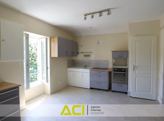 Location Appartement 2 pièces 52m² CHARNAY LES MACON 71850 - Photo 1