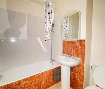 Location Appartement 1 pièce 33m² - Photo 4