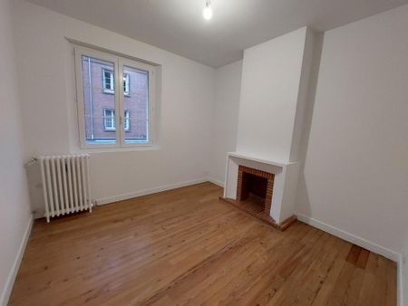 Location Appartement 3 pièces 91m² EU 76260 - Photo 2