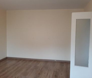 Location Appartement P3 Avec une place de parking Sens - Photo 5