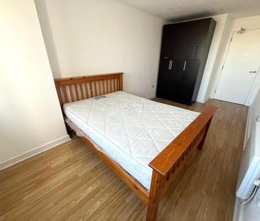 3 bedroom apartment to rent - Photo 6