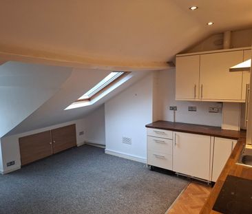 1 Bed Flat, Fishponds Road, BS5 - Photo 3