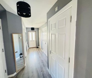 5 bedroom townhouse to rent - Photo 3