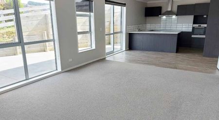 5 bedrooms in Riverstone - Photo 4