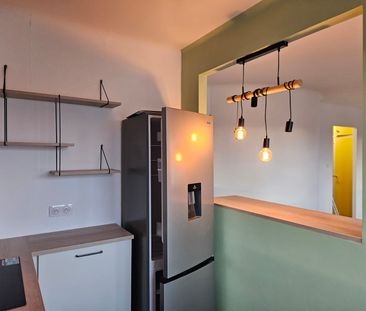 Bel appartement rénové de 30 m² – au calme - Photo 4
