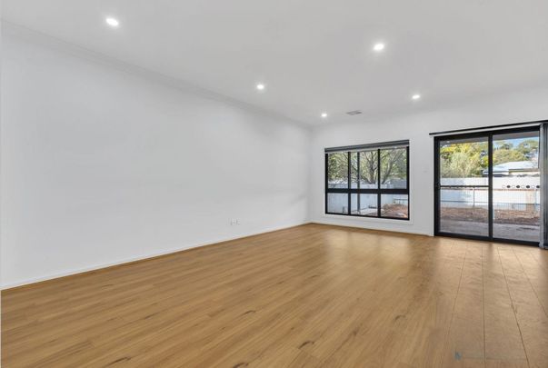 Modern Family Home Offering Comfort & Convenience - Photo 1