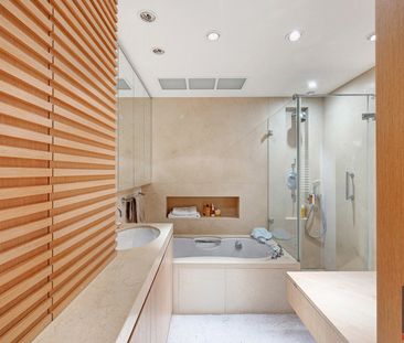 Ruim hoekappartment met terrassen, op enkele passen van het Albertp... - Photo 4