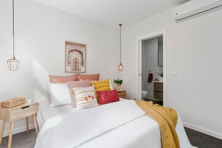 8/5 Queen Street, Essendon VIC 3040 - Photo 5