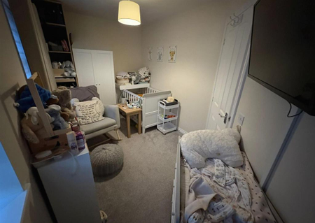 3 bedroom semi-detached house to rent - Photo 4