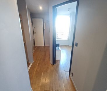 Location Appartement 2 pièces 41m² IVRY SUR SEINE 94200 - Photo 6