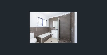 Spacious, Modern Living with Style and Comfort - Photo 3