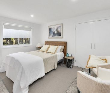 Fully-Furnished Executive Apartment - Ocean Views - Photo 6