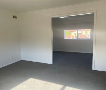 3 Bedroom House - Photo 4