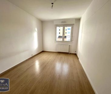 Appartement à louer 3 pièces 69m² - Photo 2