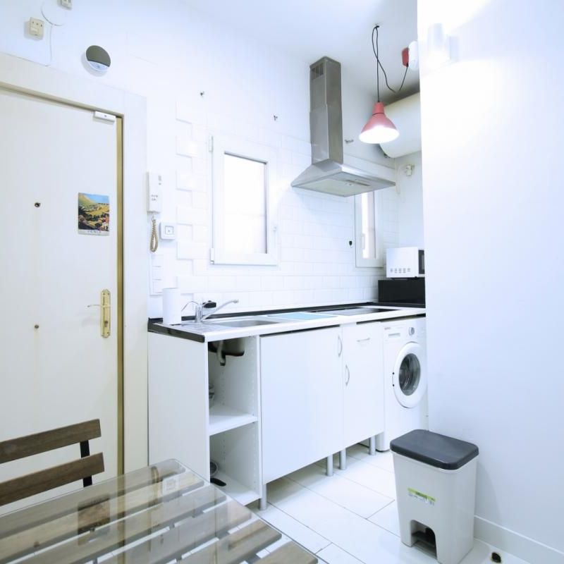 Apartamento de alquiler en Universidad - Malasaña - Photo 1
