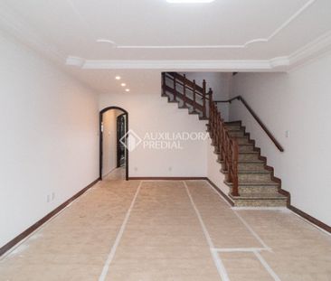 Sobrado com 4 quartos e 270m² para alugar em Vila Camilópolis, Sant... - Foto 3