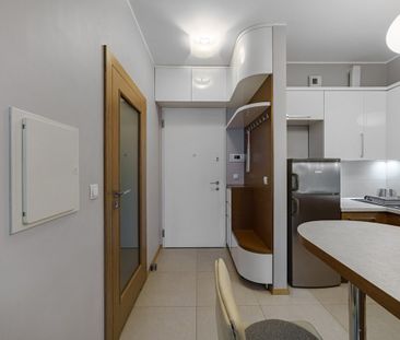 Mieszkanie 2 pokoje na osiedlu strzeżonym / Garaż - Photo 4